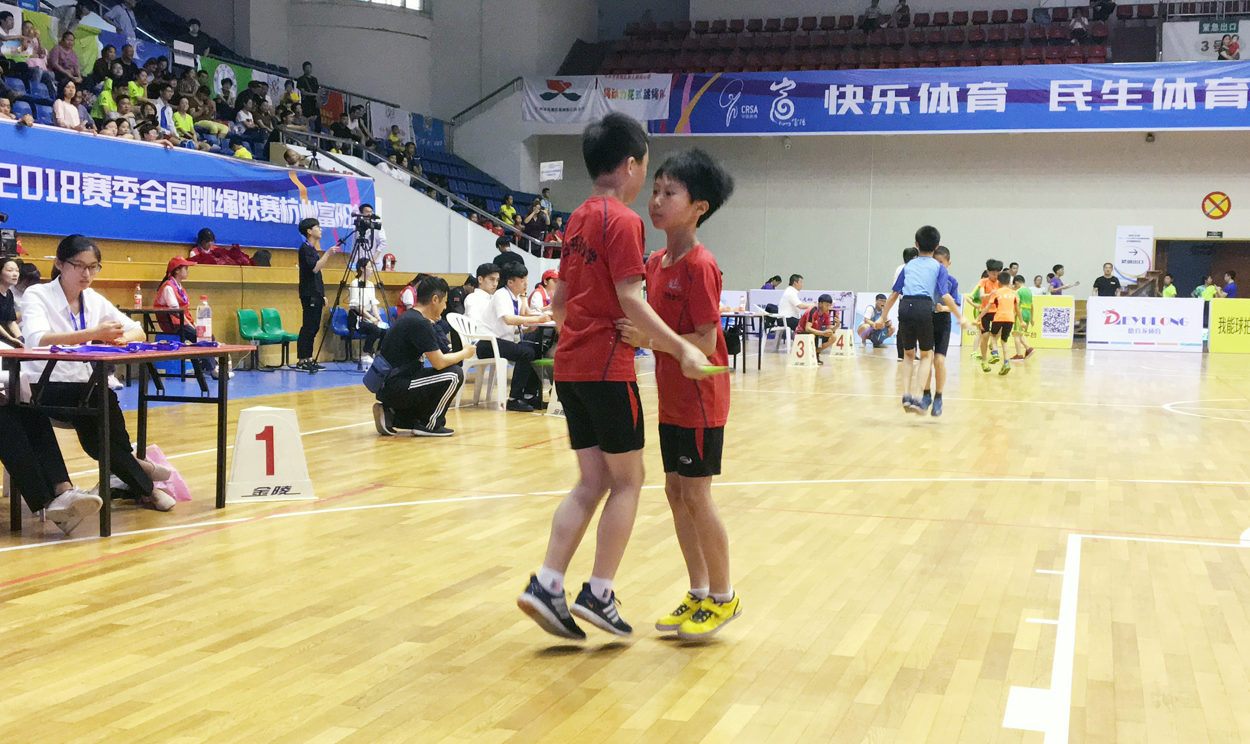 23-30秒一带一单摇跳.JPG