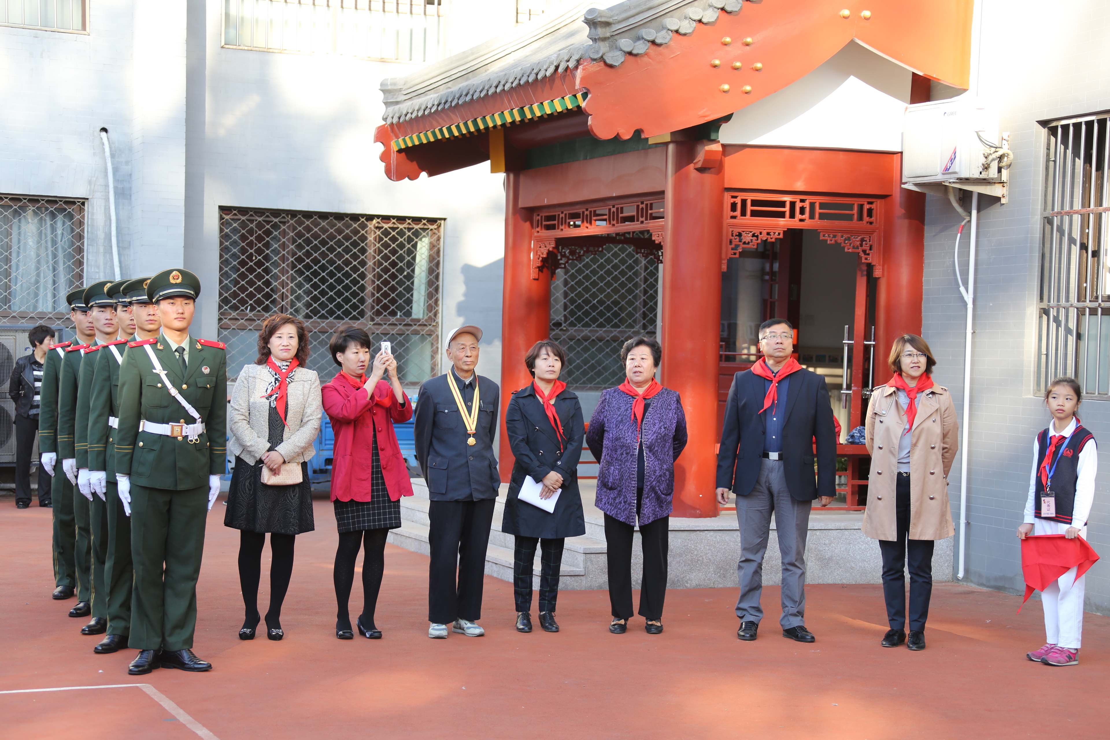 与会领导及来宾1.JPG