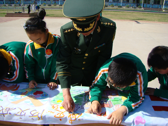 荣成实验小学1.jpg